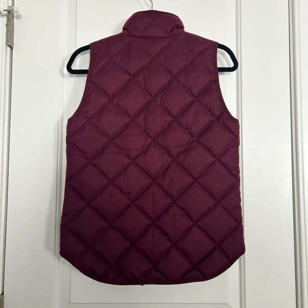 J.Crew Maroon Burgundy Quilted Puffer Vest - Picture 3 of 3